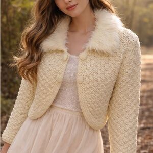 Cream Faux Fur Collar Cropped Knit Jacket - Women's size M